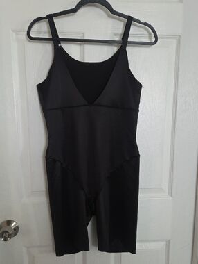 Maiden Form One Piece Shapewrar NWOT 2Xl